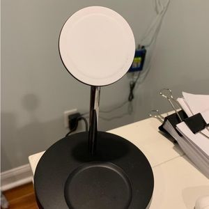 Belkin MagSafe 2-in-1 Wireless Charger